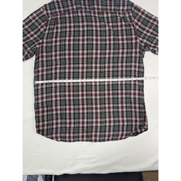 Vans men's short-sleeve Plaid button-down Shirt - Size XL - Picture 8 of 9